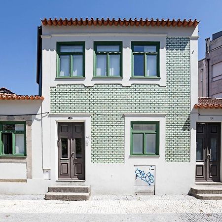D. João IV Apartments by LovelyStay Porto Exterior foto