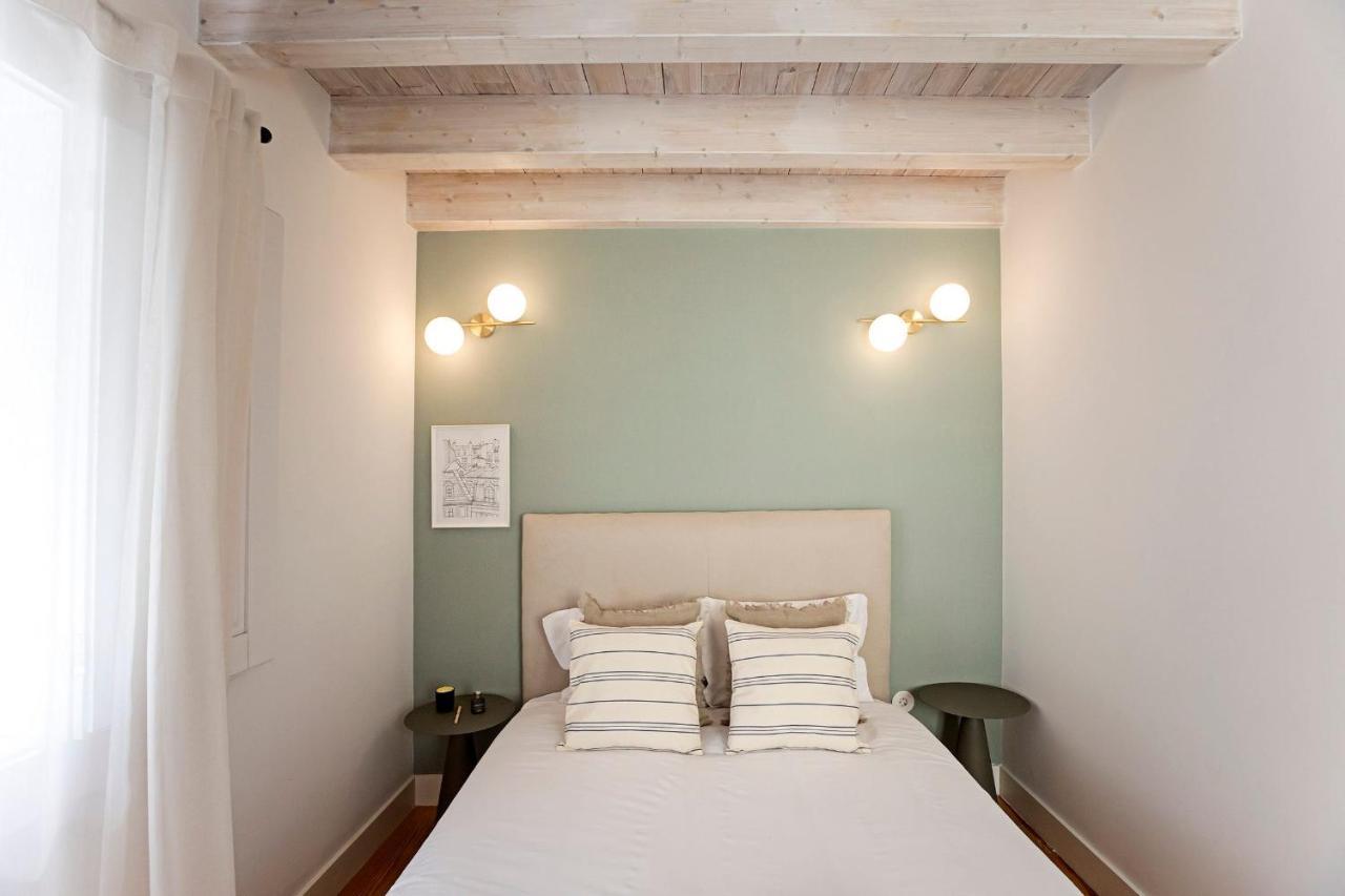 D. João IV Apartments by LovelyStay Porto Exterior foto