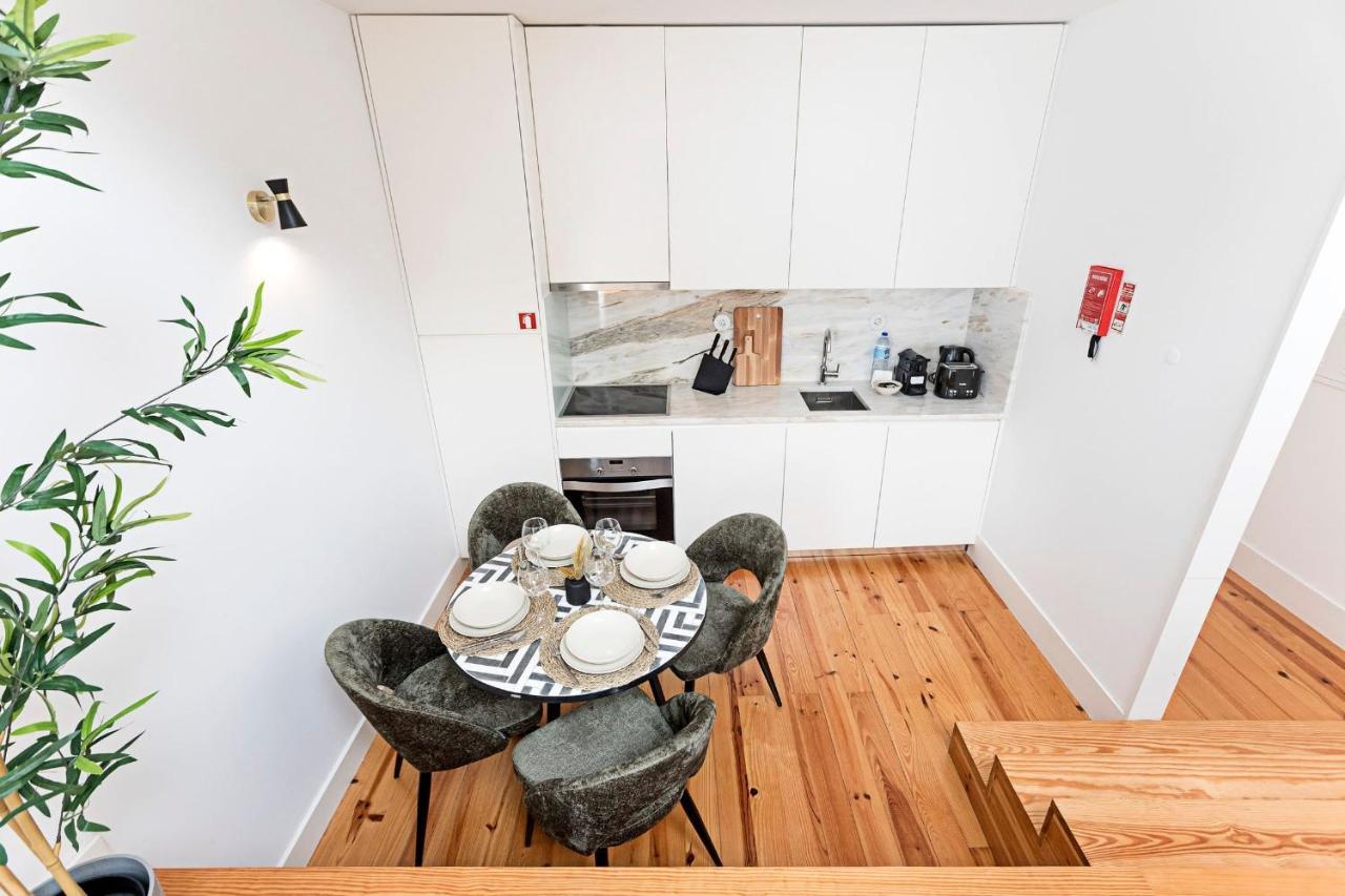 D. João IV Apartments by LovelyStay Porto Exterior foto