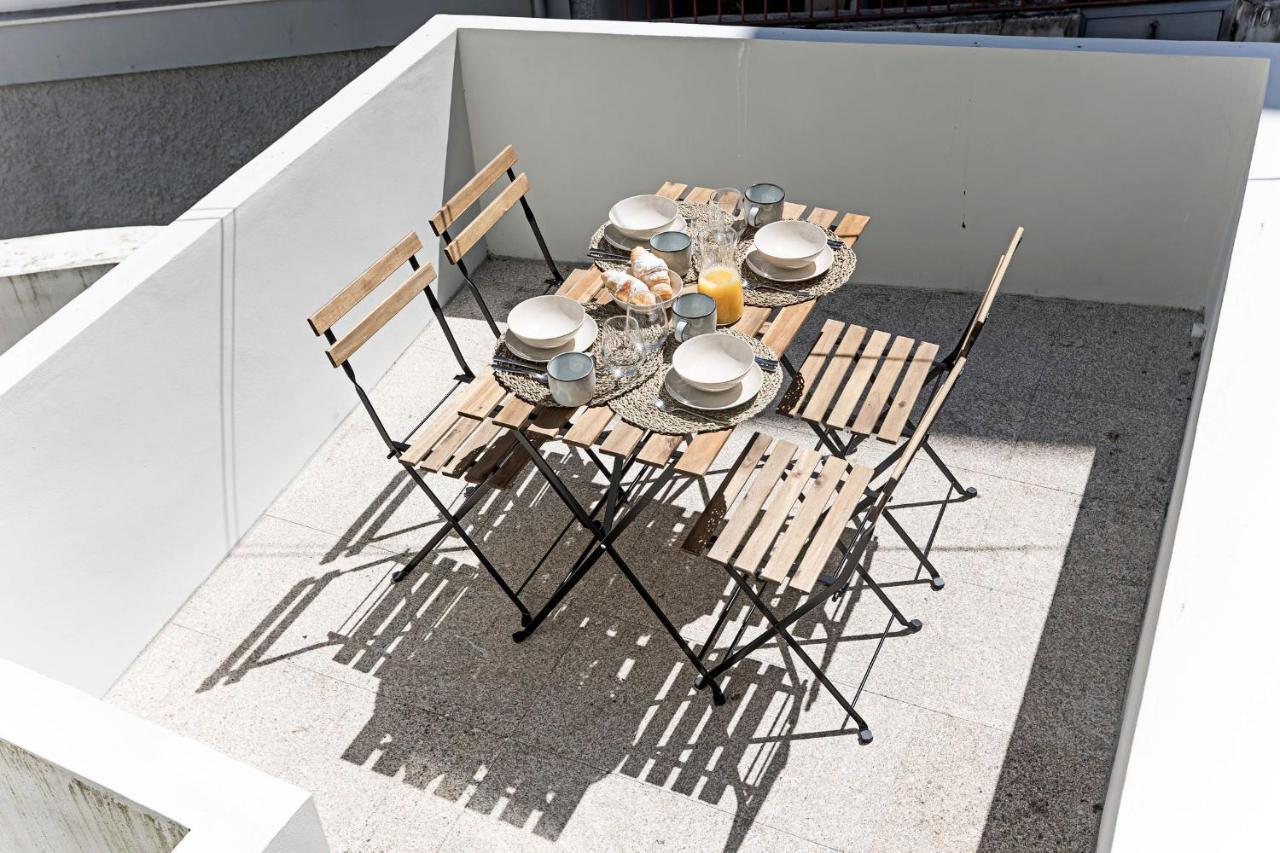D. João IV Apartments by LovelyStay Porto Exterior foto
