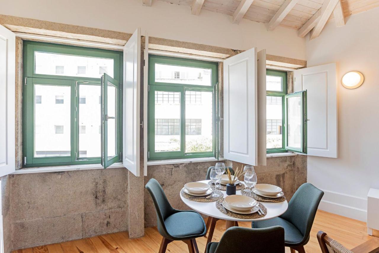 D. João IV Apartments by LovelyStay Porto Exterior foto